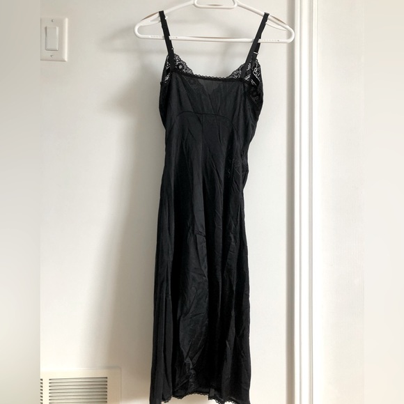 KASARA silky and lace vintage slip dress - Picture 4 of 7
